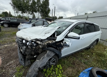 Lada Vesta Cross 